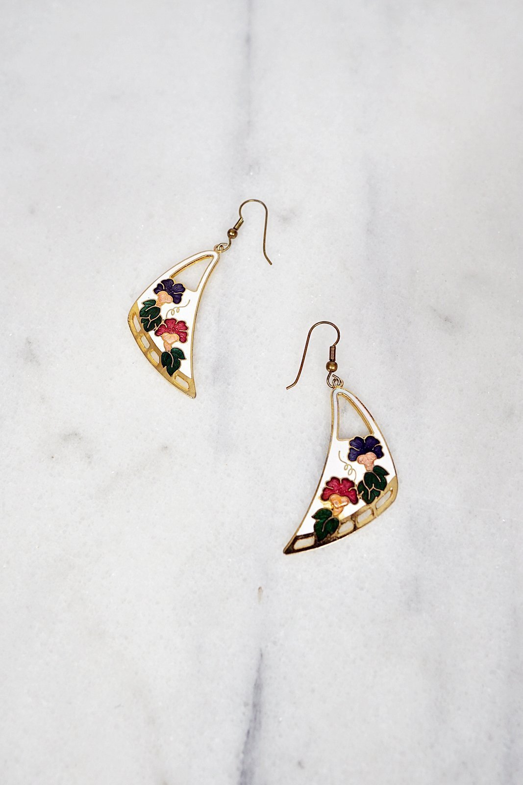 Vintage Crescent Cloisonne Earrings-closiTherapi | vinTage