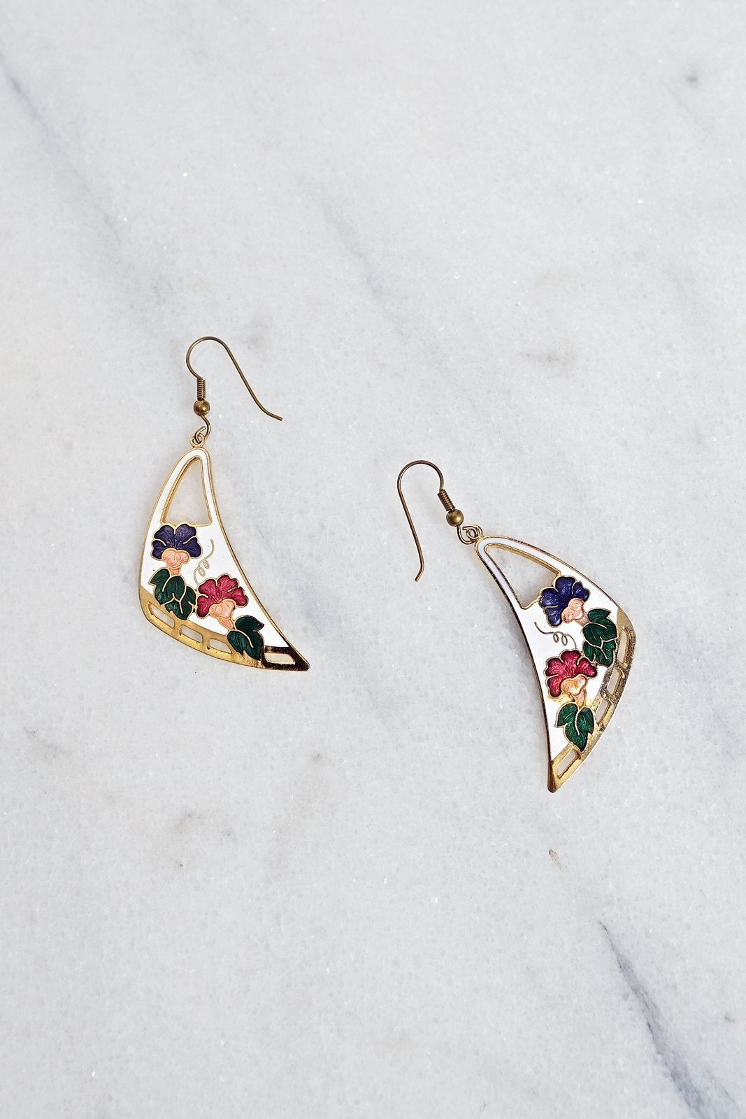 Vintage Crescent Cloisonne Earrings-closiTherapi | vinTage