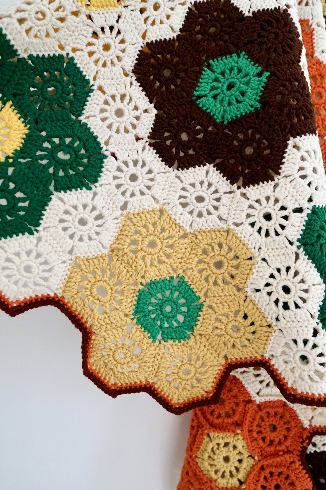 Vintage Crochet Honeycomb Throw-closiTherapi | vinTage
