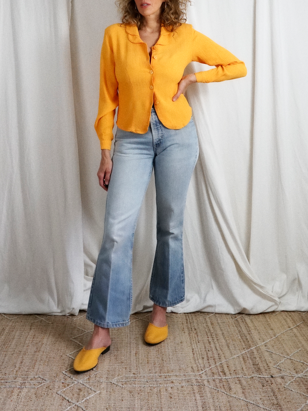 Vintage Dandelion Yellow Crinkle Blouse-closiTherapi | vinTage