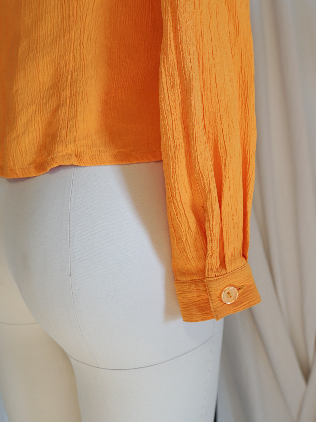 Vintage Dandelion Yellow Crinkle Blouse-closiTherapi | vinTage
