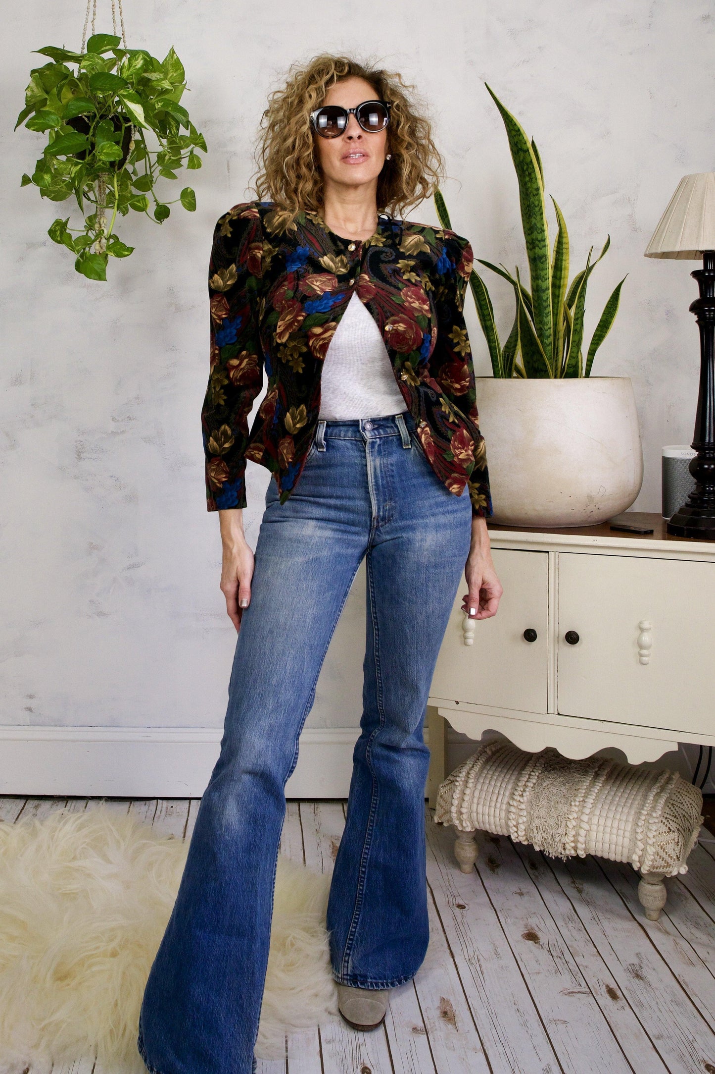 Vintage Dark Velvet Floral Blazer-closiTherapi | vinTage