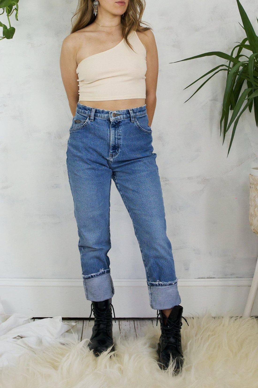 Vintage Denim Riders Distressed Jeans - 28" Waist-closiTherapi | vinTage