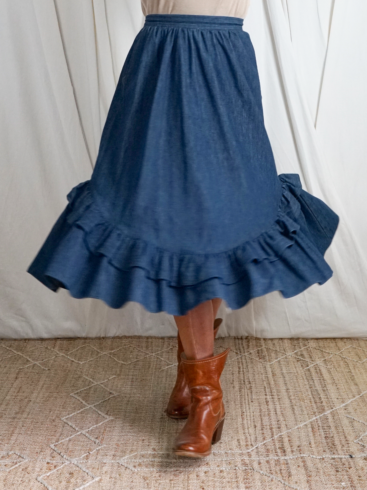 Vintage Denim Ruffle Peasant Skirt-closiTherapi | vinTage