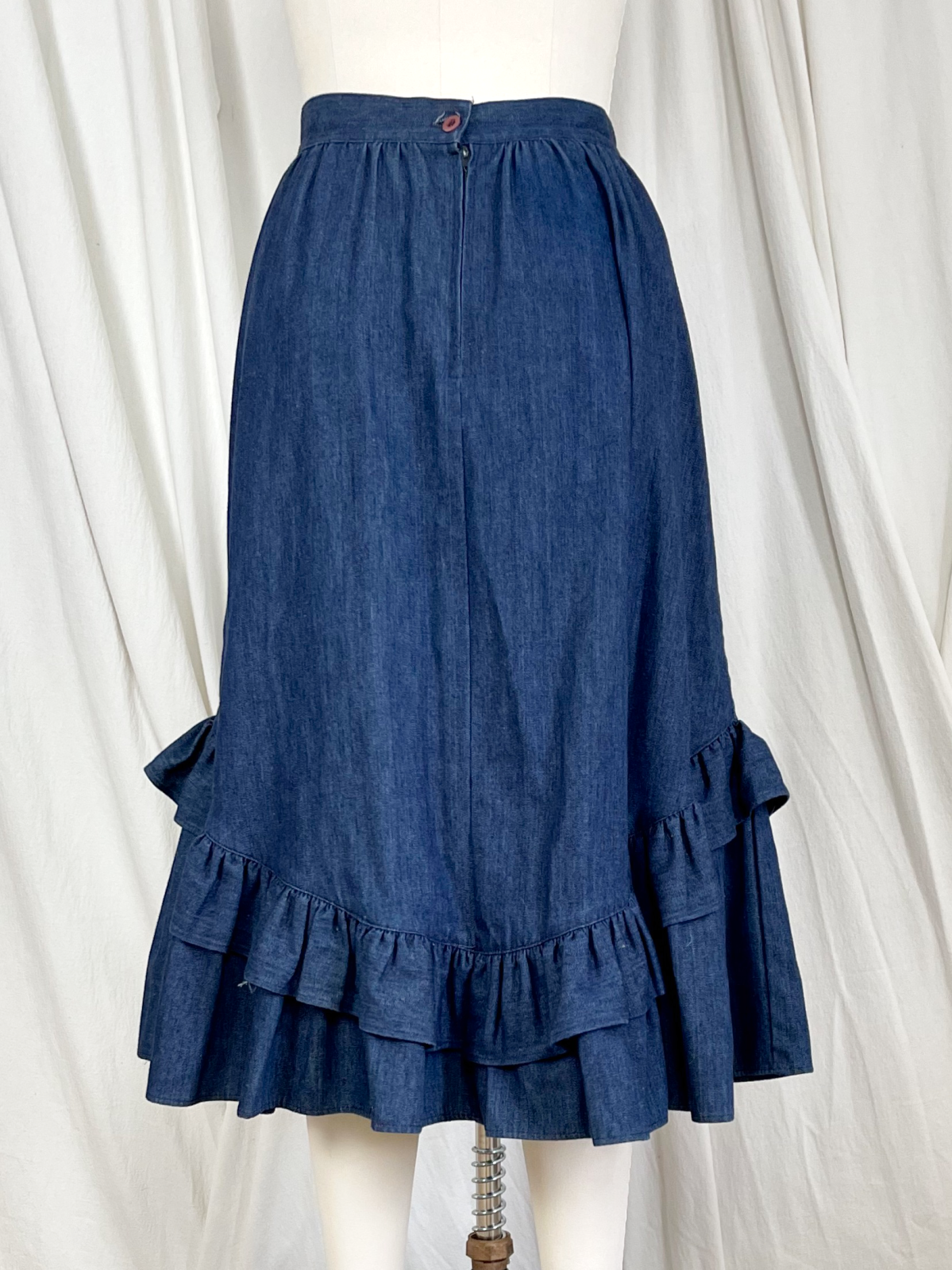 Vintage Denim Ruffle Peasant Skirt-closiTherapi | vinTage