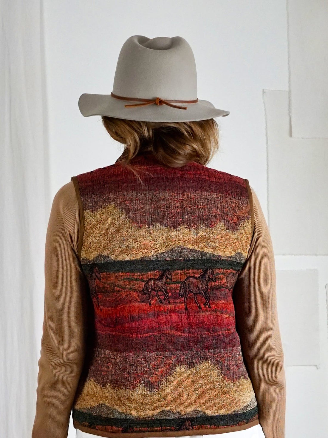 Vintage Desert Tapestry Horse Vest-closiTherapi | vinTage