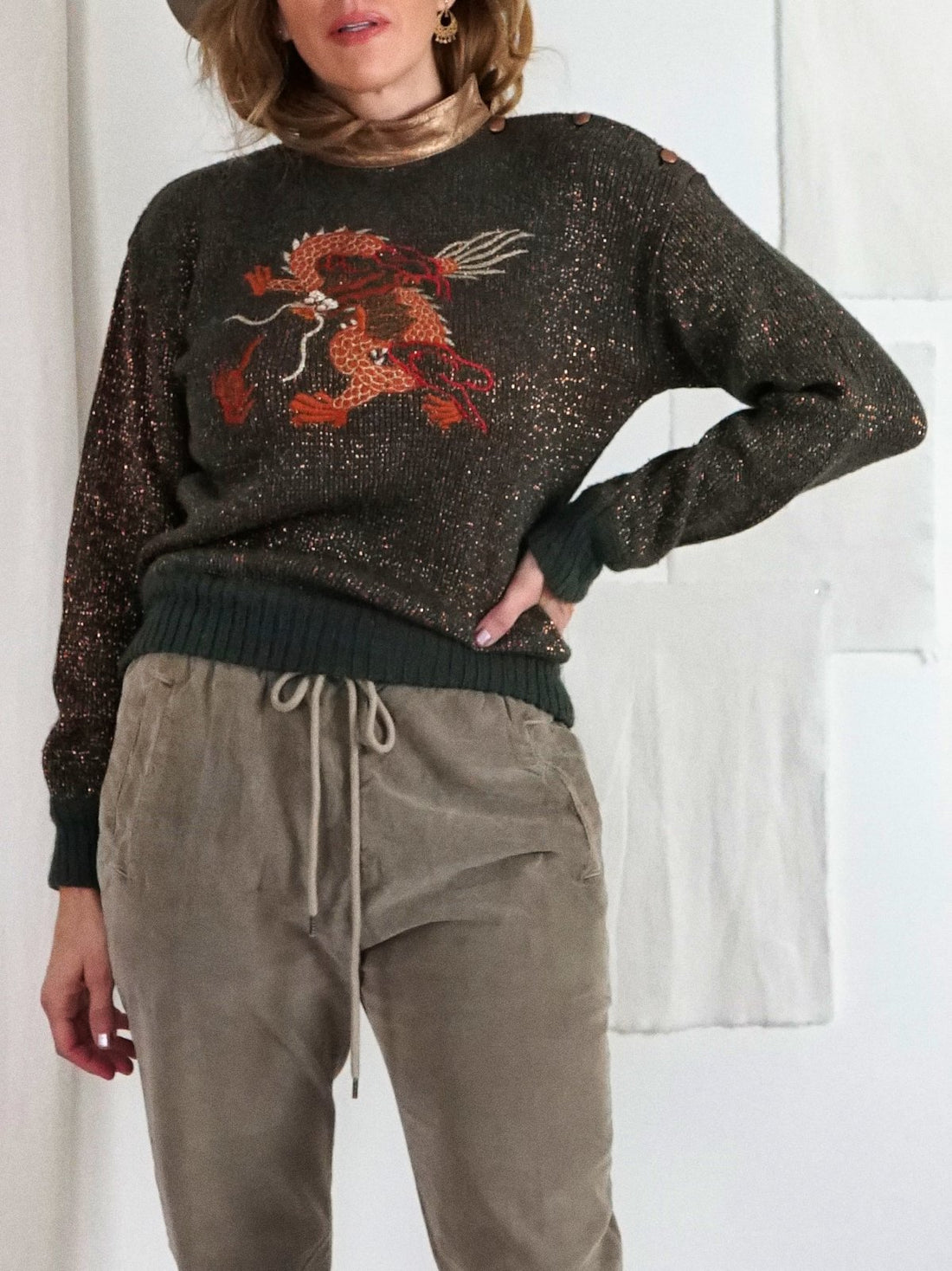 Vintage Dragon Metallic Leather Sweater-closiTherapi | vinTage