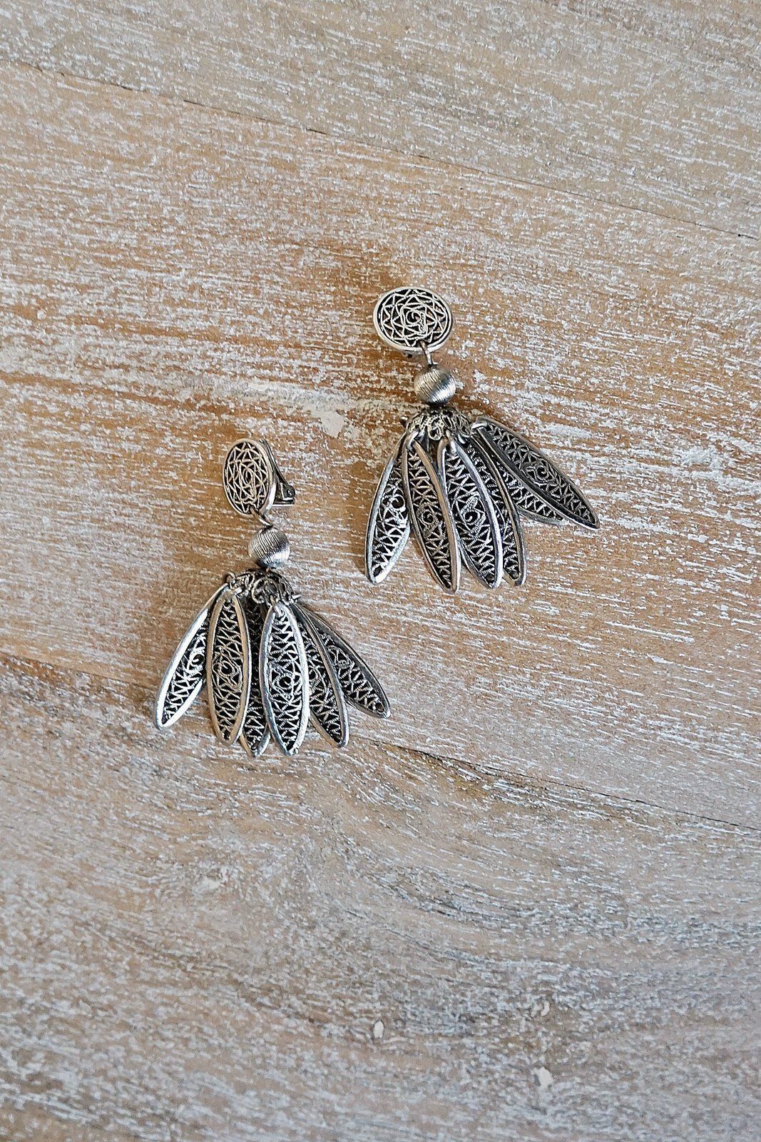 Vintage Dreamcatcher Silver Dangle Earrings-closiTherapi | vinTage
