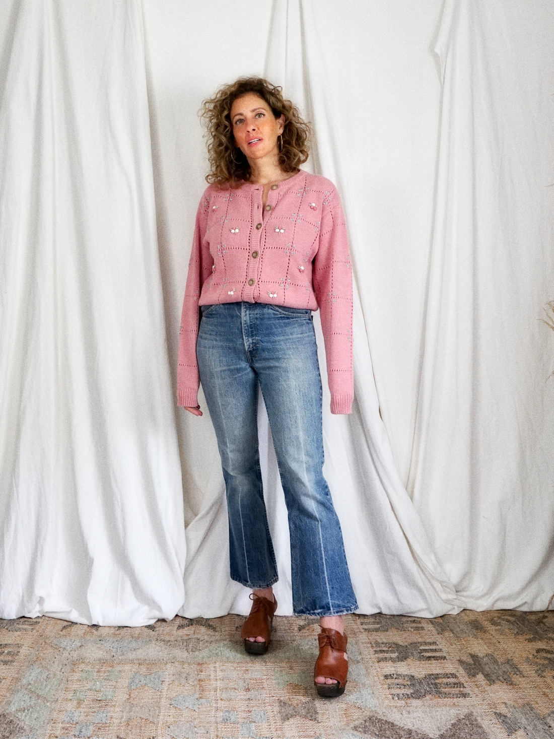 Vintage Dusty Rose Embroidered Sweater-closiTherapi | vinTage