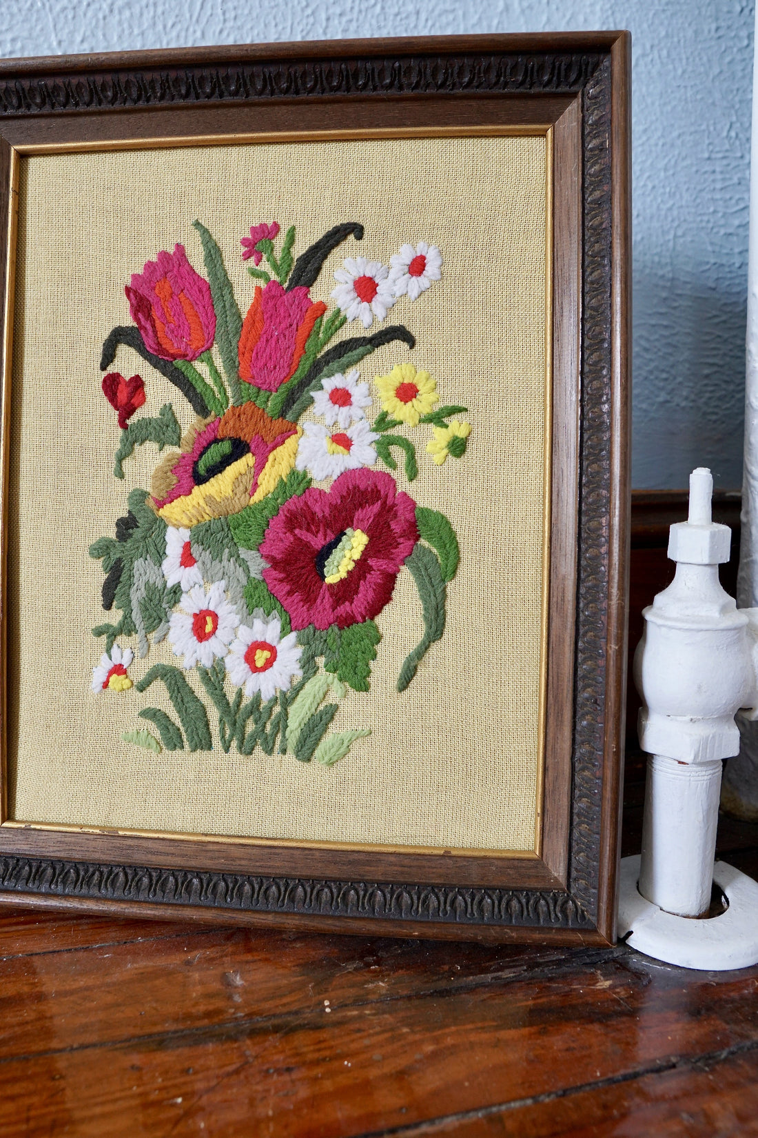 Vintage Embroidery Floral Framed Art-closiTherapi | vinTage