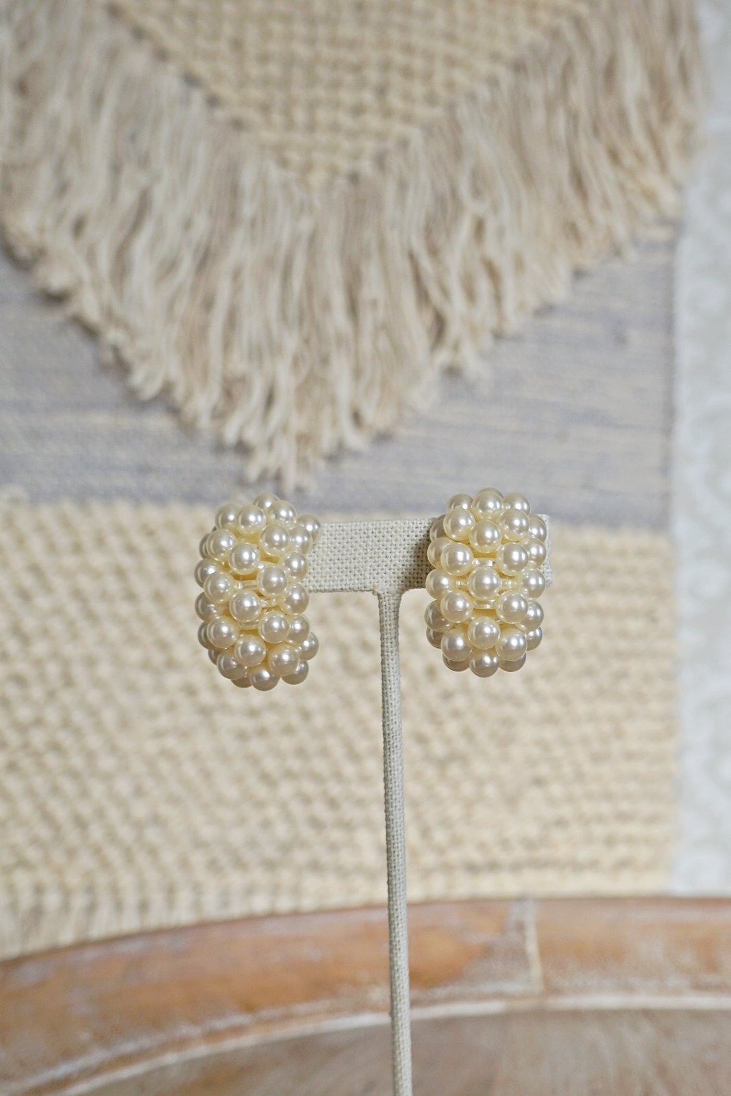 Vintage Faux Pearl Crescent Earrings-closiTherapi | vinTage