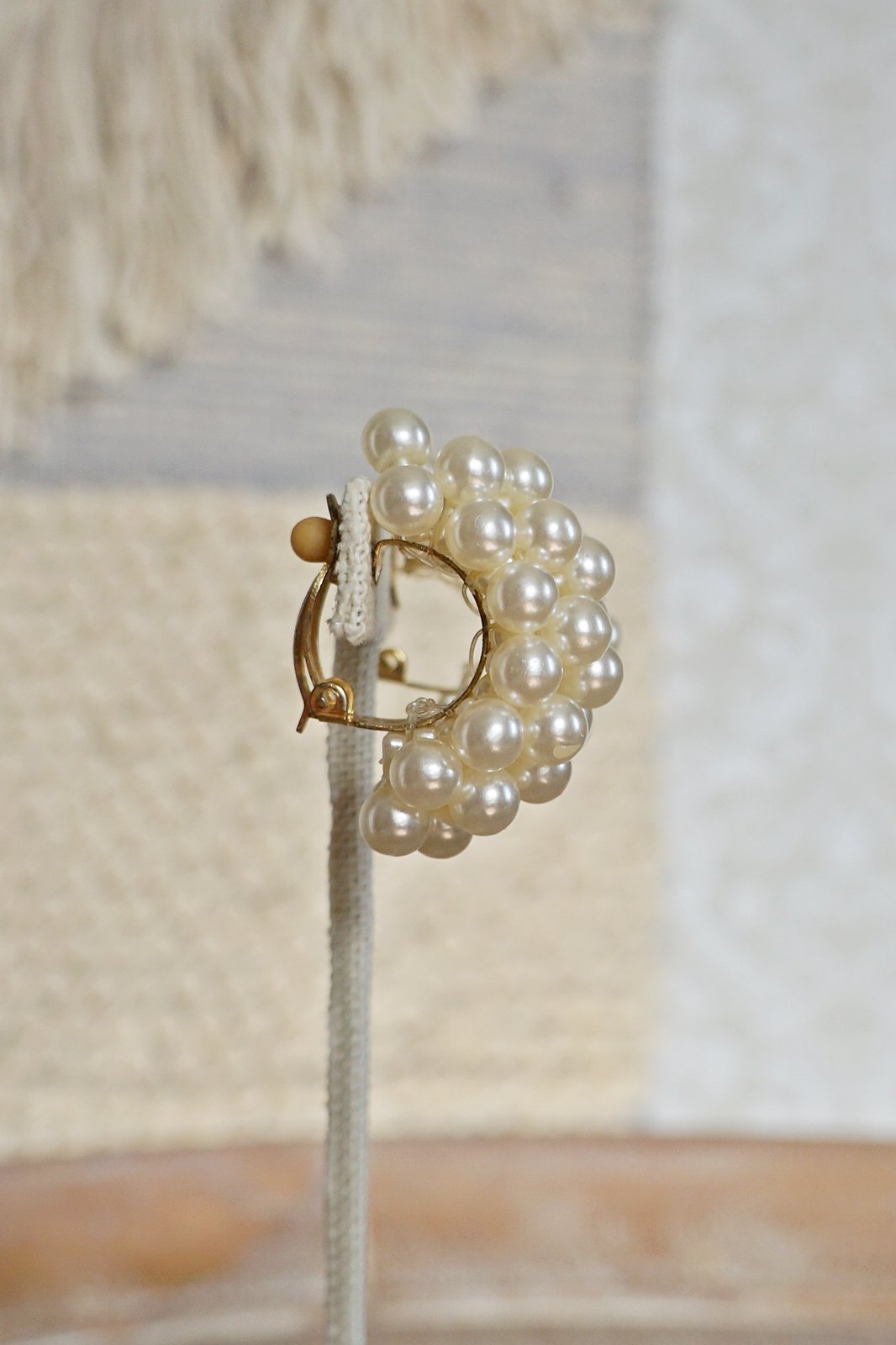 Vintage Faux Pearl Crescent Earrings-closiTherapi | vinTage