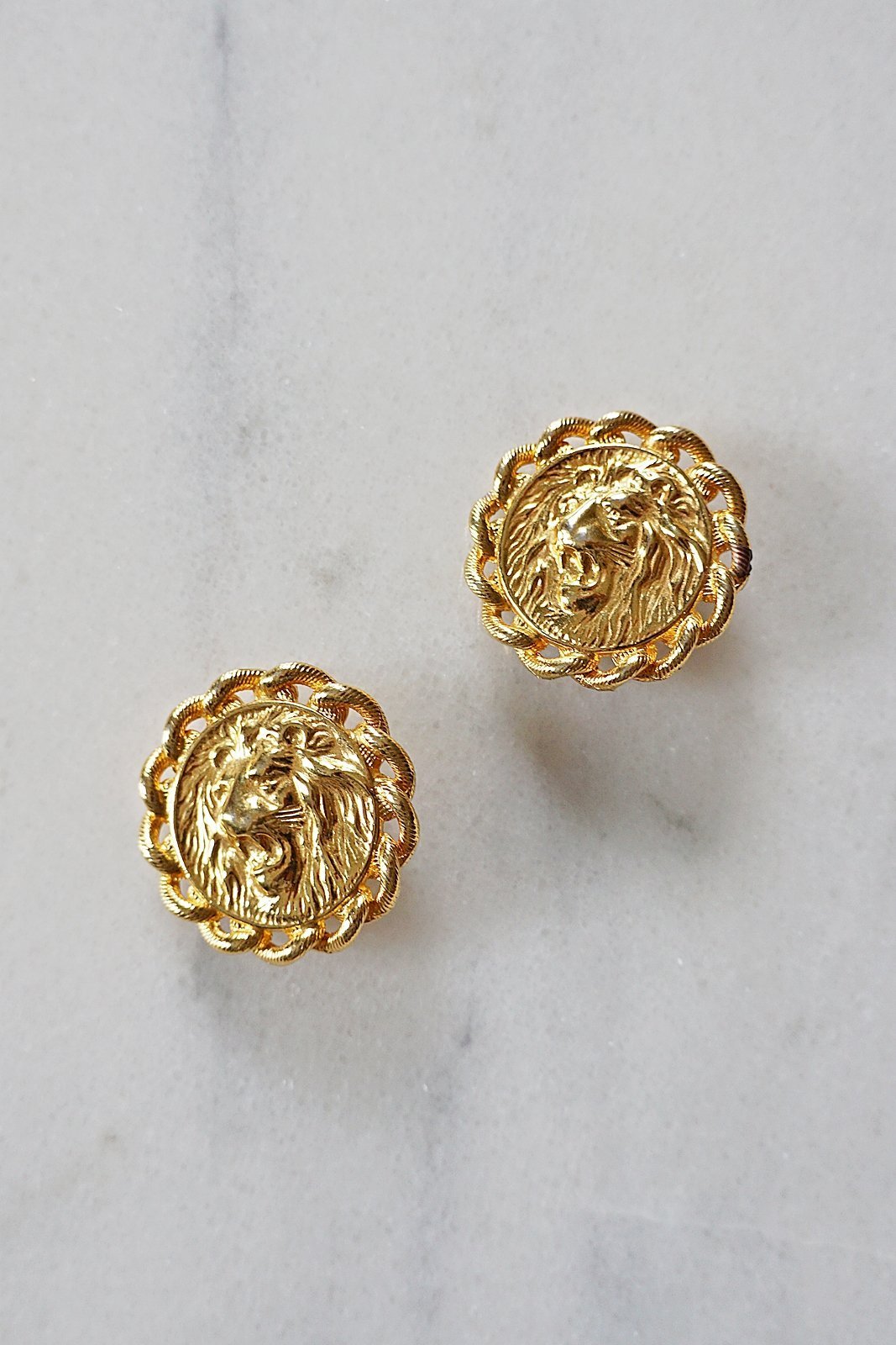 Vintage Fierce Lion Head Earrings-closiTherapi | vinTage