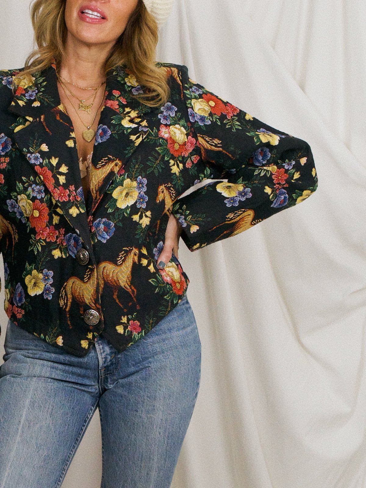 Vintage Floral Horse Motif Tapestry Jacket – therapi