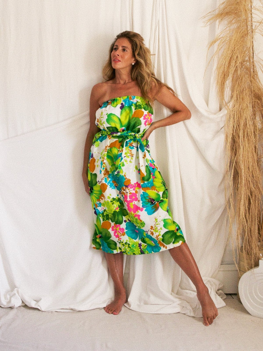 Vintage Floral Vibrant Maxi Skirt-closiTherapi | vinTage