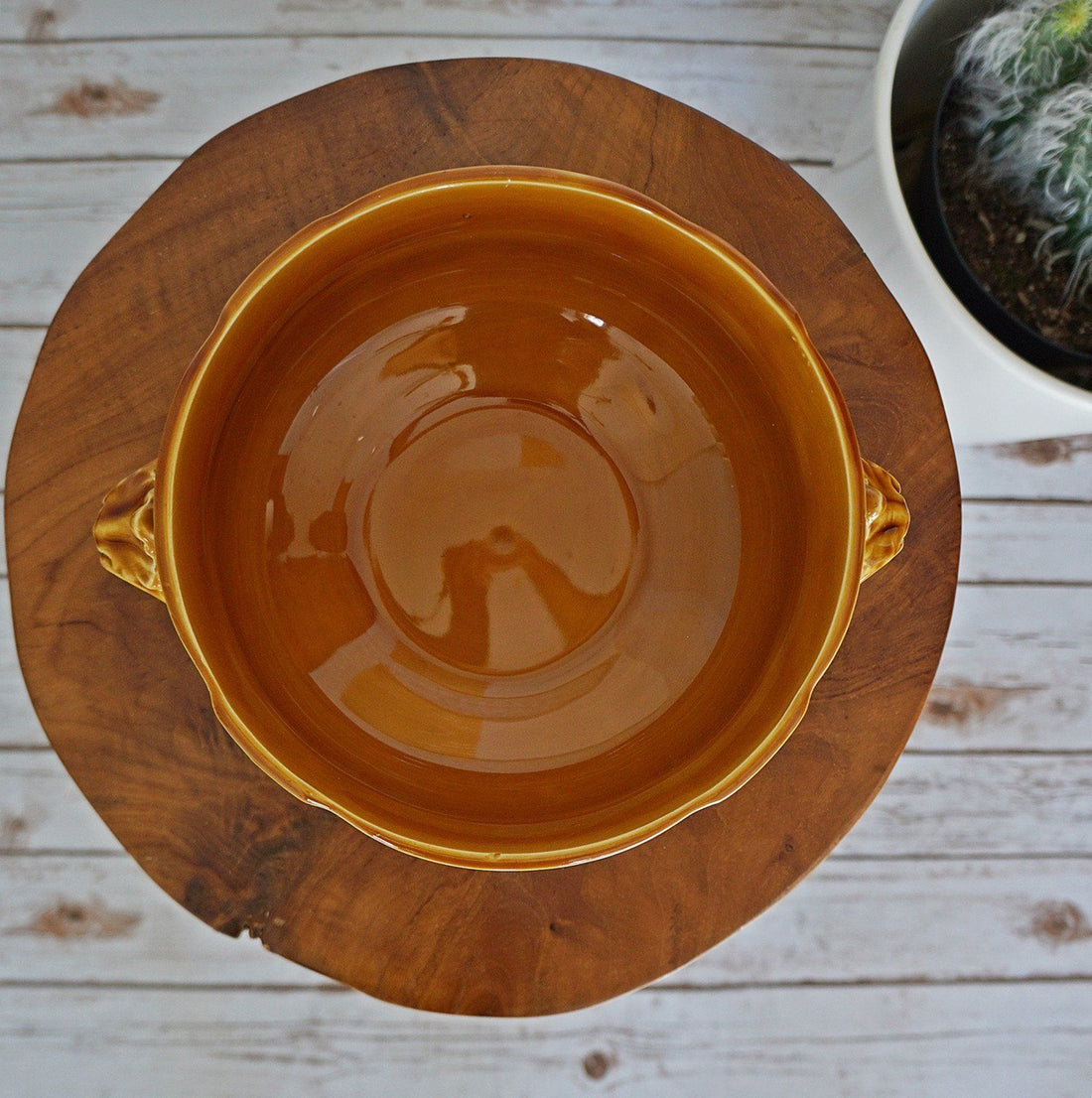 Vintage French Ceramic Serving Bowl-closiTherapi | vinTage