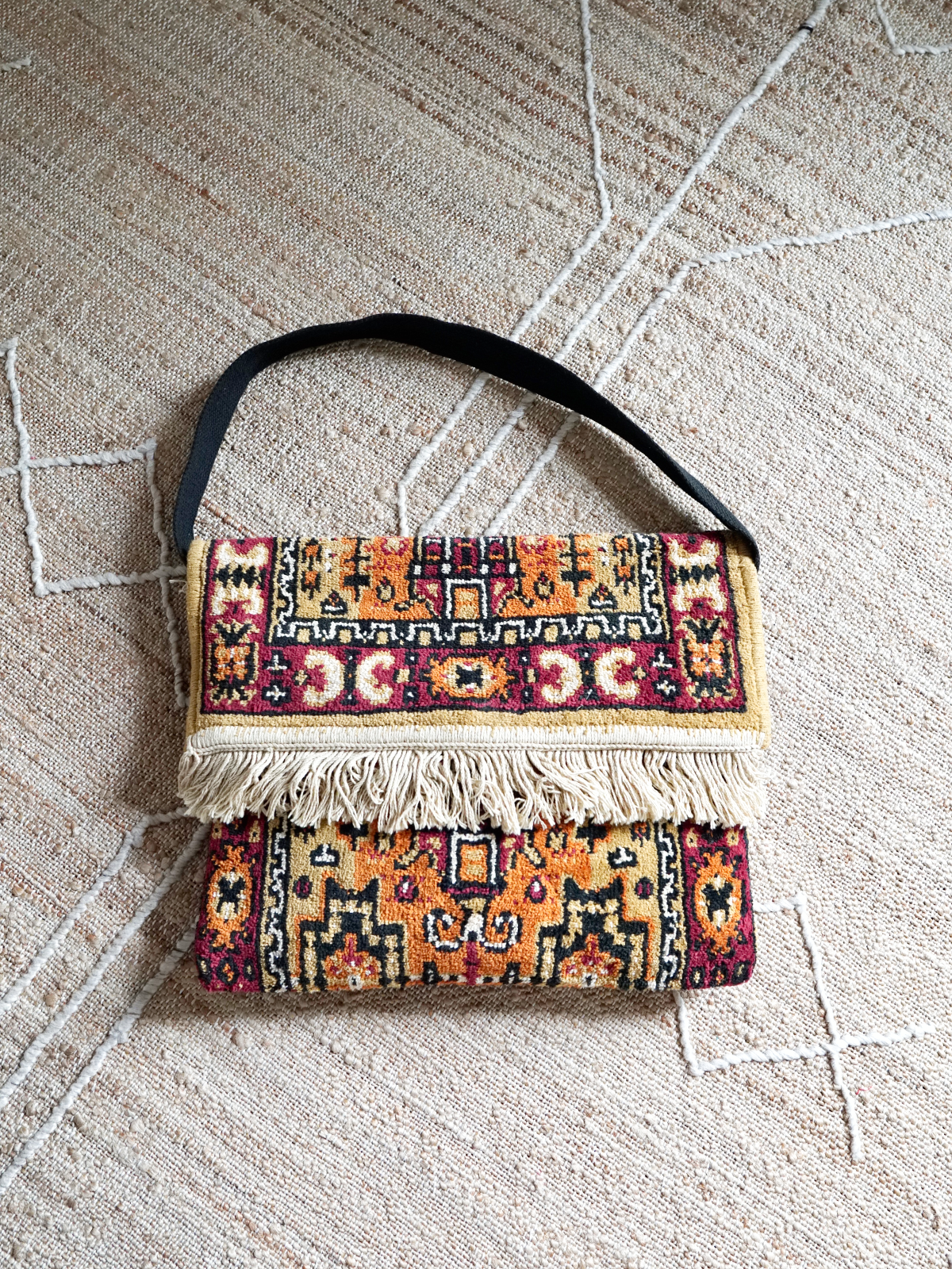 Vintage Fringe Southwestern Carpet Bag-closiTherapi | vinTage