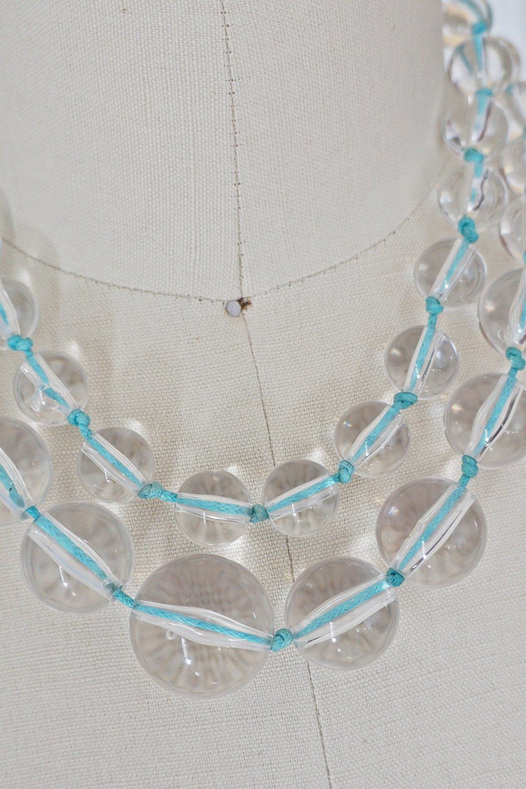 Vintage Glass Beaded Bauble Turquoise Necklace-closiTherapi | vinTage