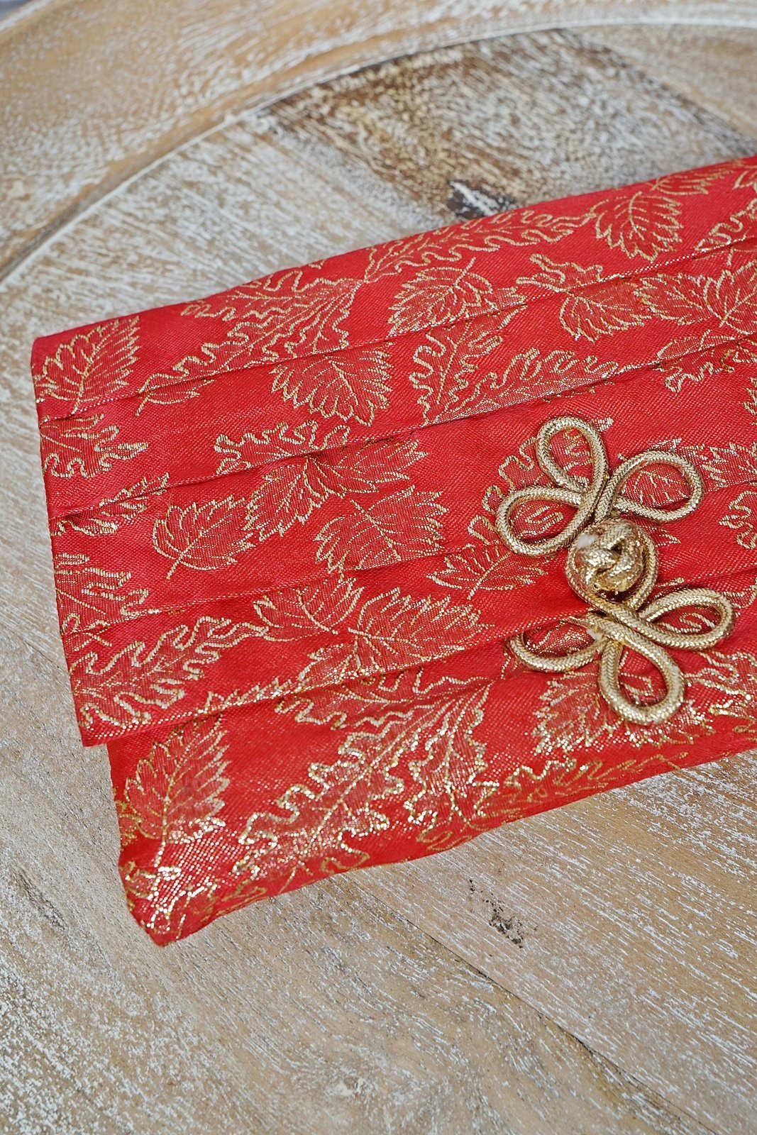 Vintage Golden Metallic Leaf Clutch Bag-closiTherapi | vinTage