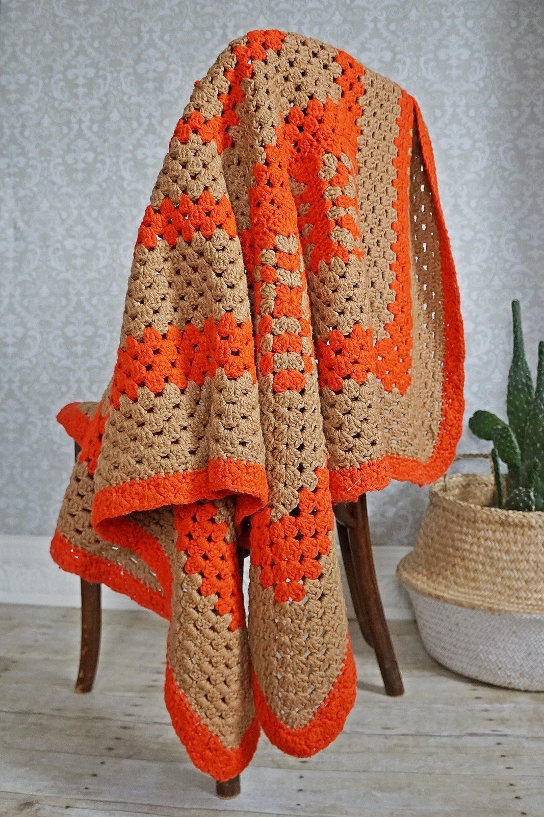 Vintage Hand Crocheted Lap Blanket-closiTherapi | vinTage
