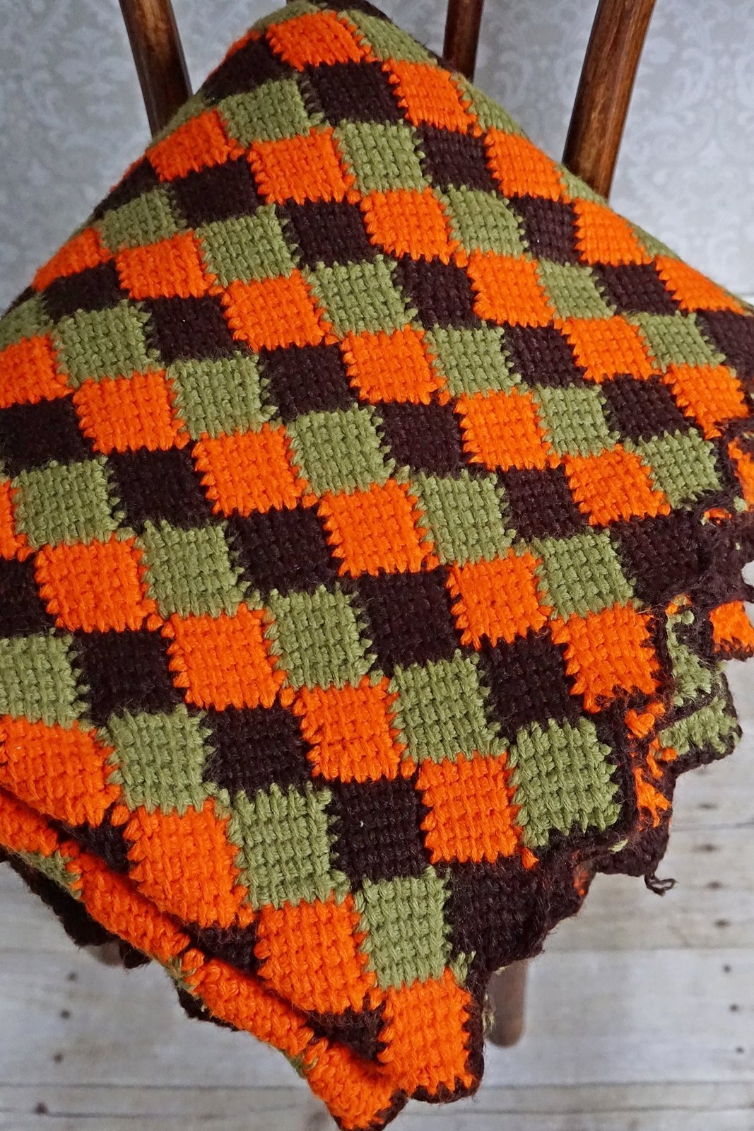 Vintage Handknit Harlequin Afghan-closiTherapi | vinTage