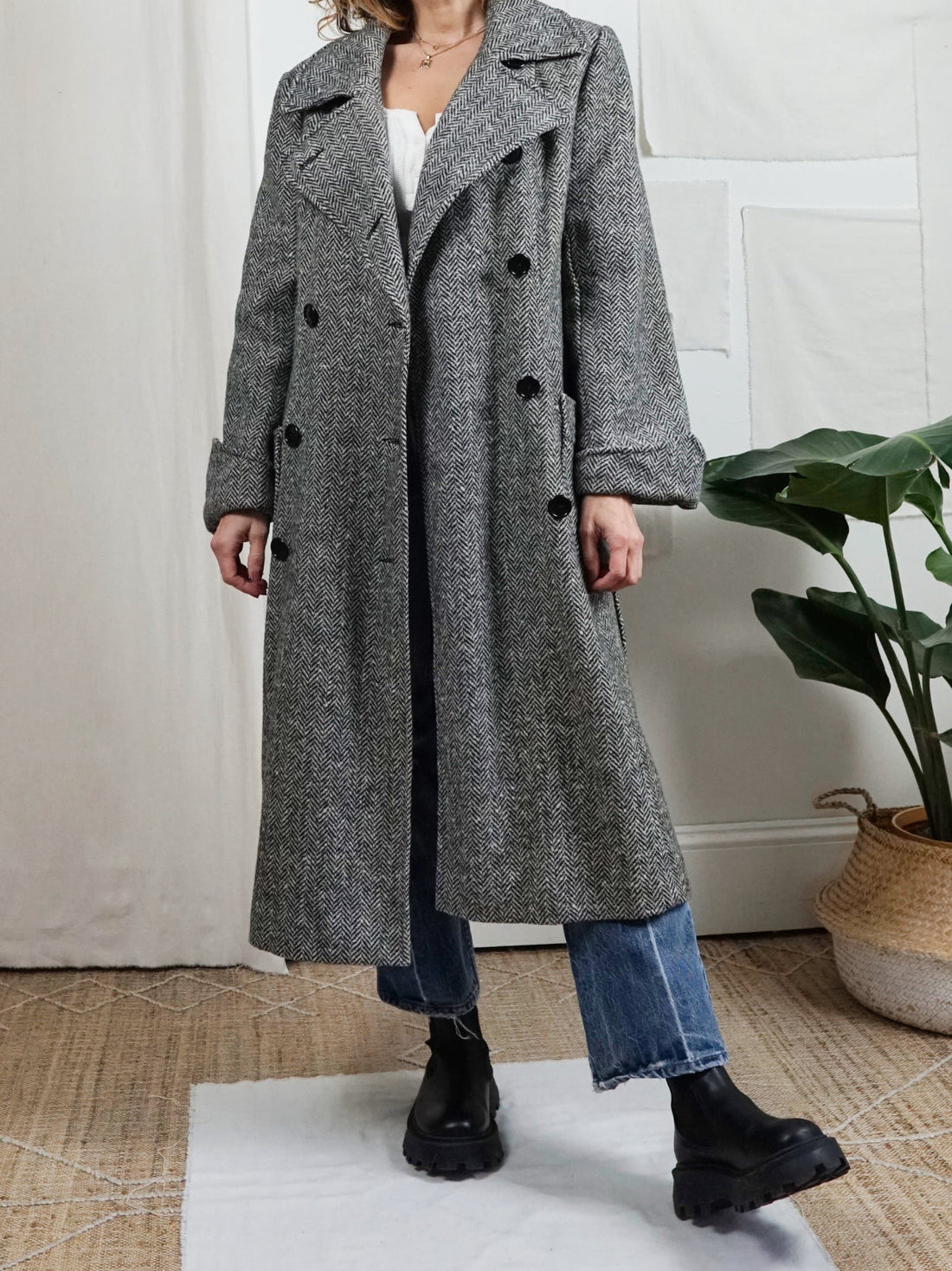 Vintage Herringbone Wool Belted Coat-closiTherapi | vinTage