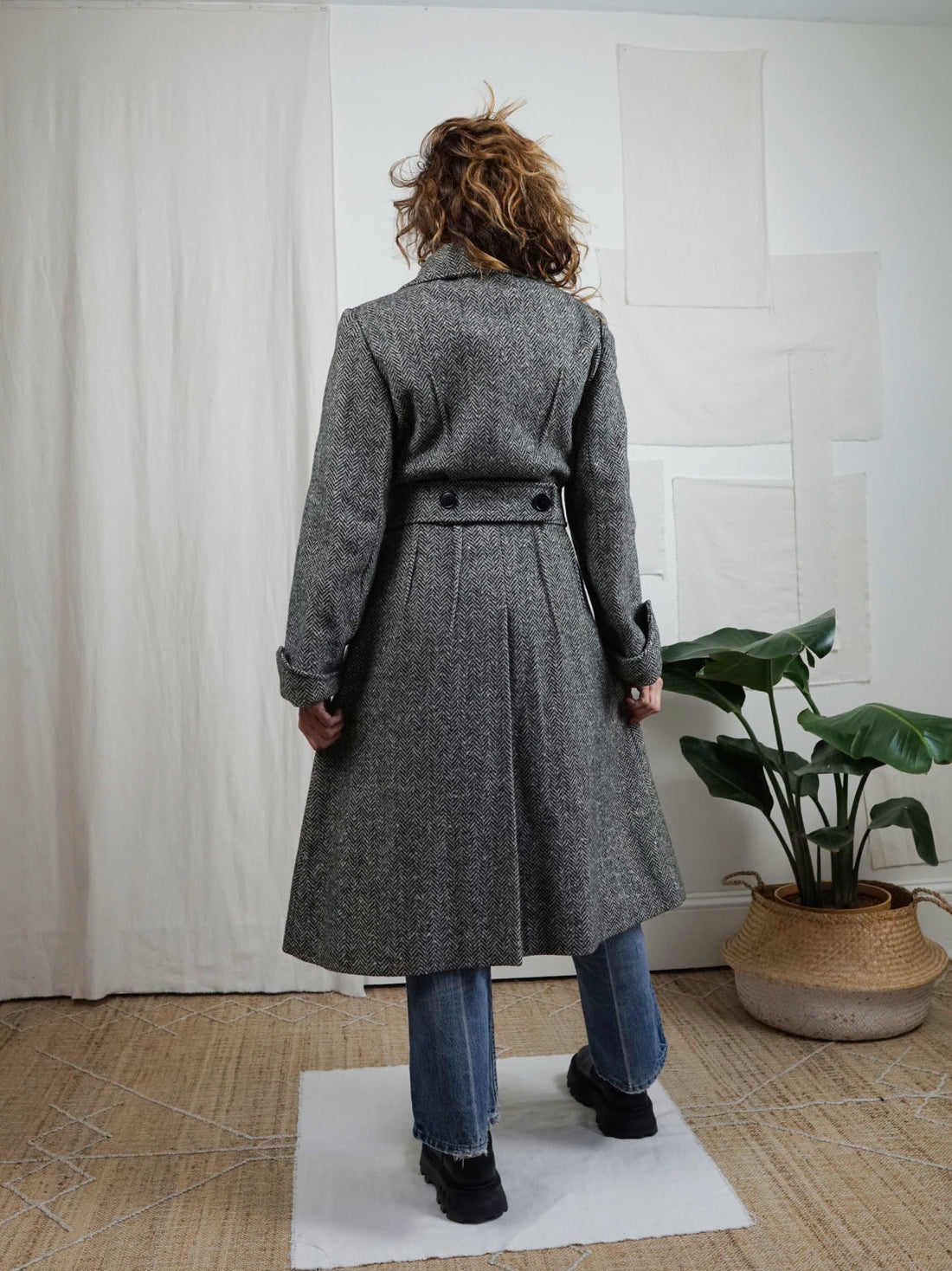 Vintage Herringbone Wool Belted Coat-closiTherapi | vinTage