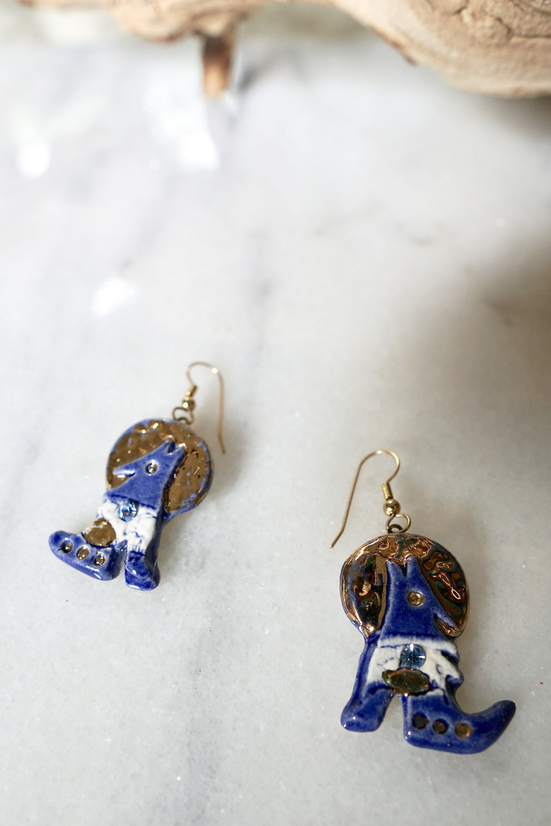 Vintage Howling Wolf Earrings-closiTherapi | vinTage