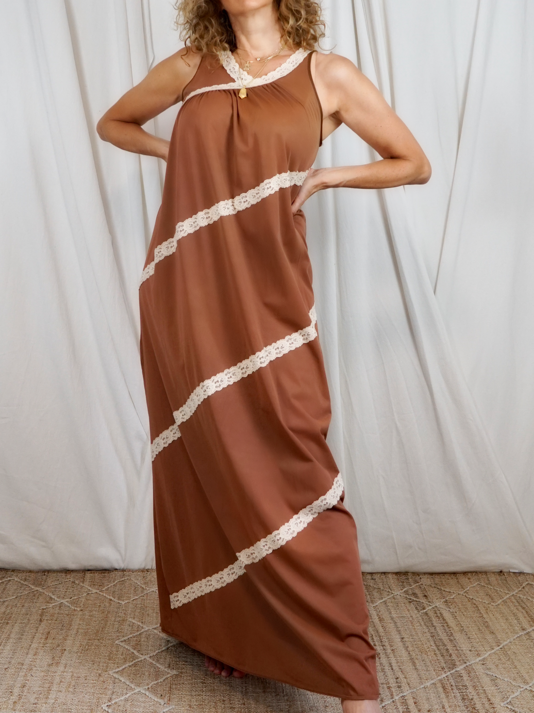Vintage Incense Lace Maxi Nightgown-closiTherapi | vinTage