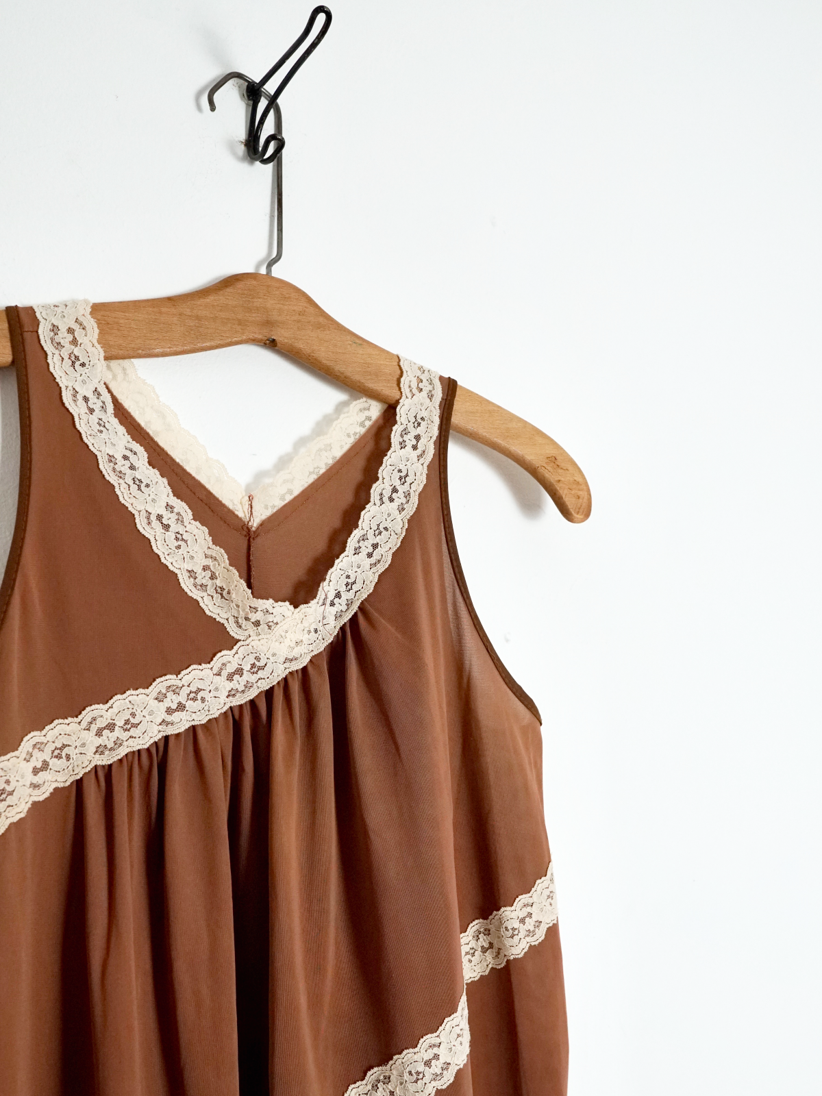 Vintage Incense Lace Maxi Nightgown-closiTherapi | vinTage