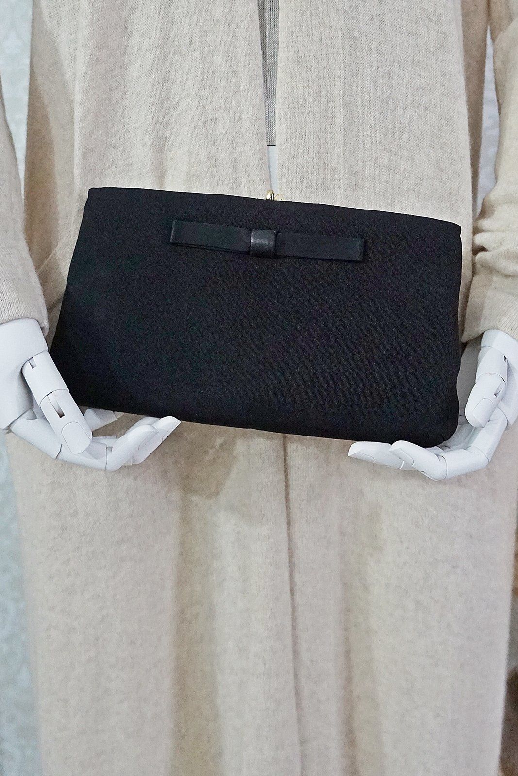 Vintage Ink Black Kisslock Evening Clutch-closiTherapi | vinTage