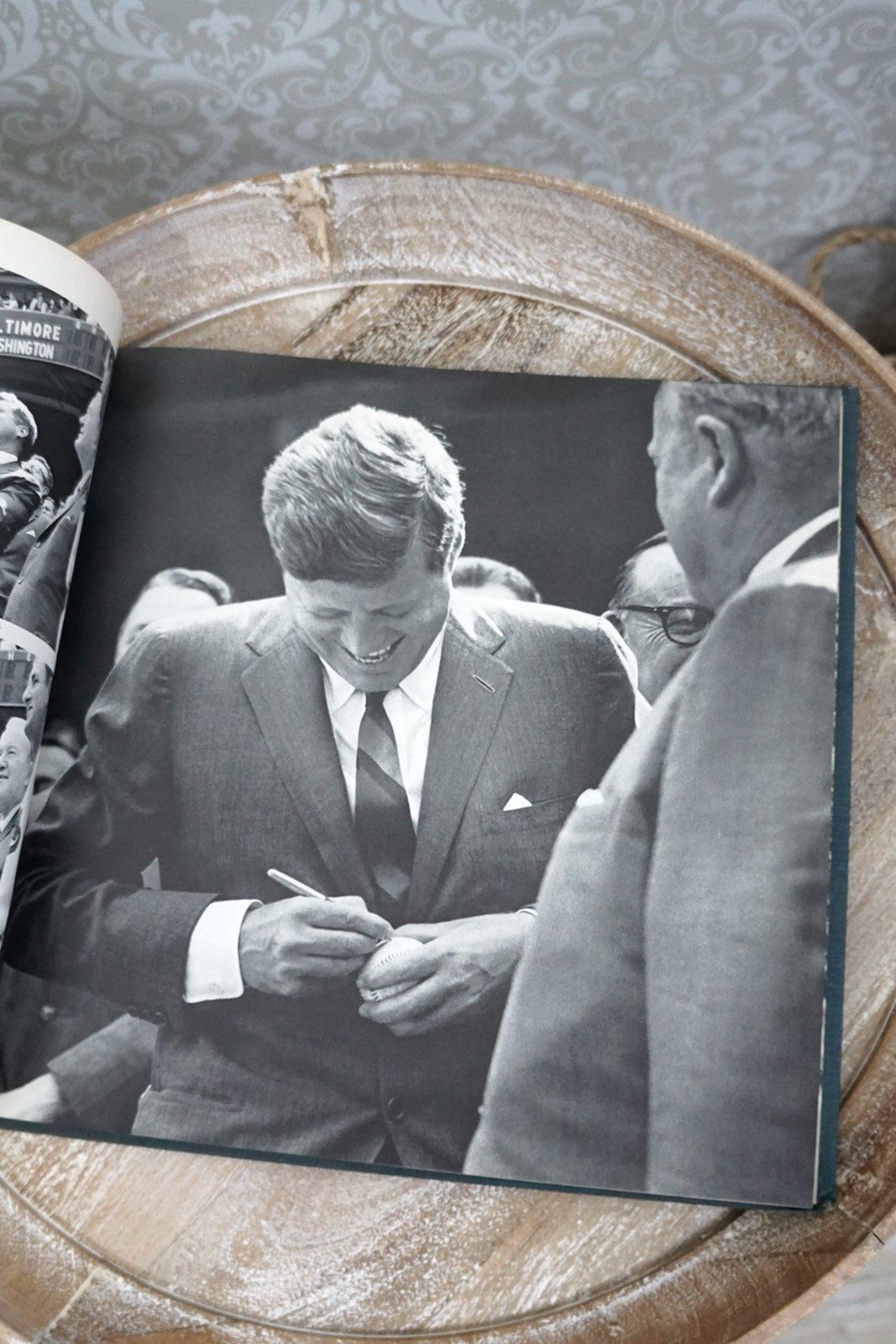 Vintage John Fitzgerald Kennedy As We Remember Him Book-closiTherapi | vinTage