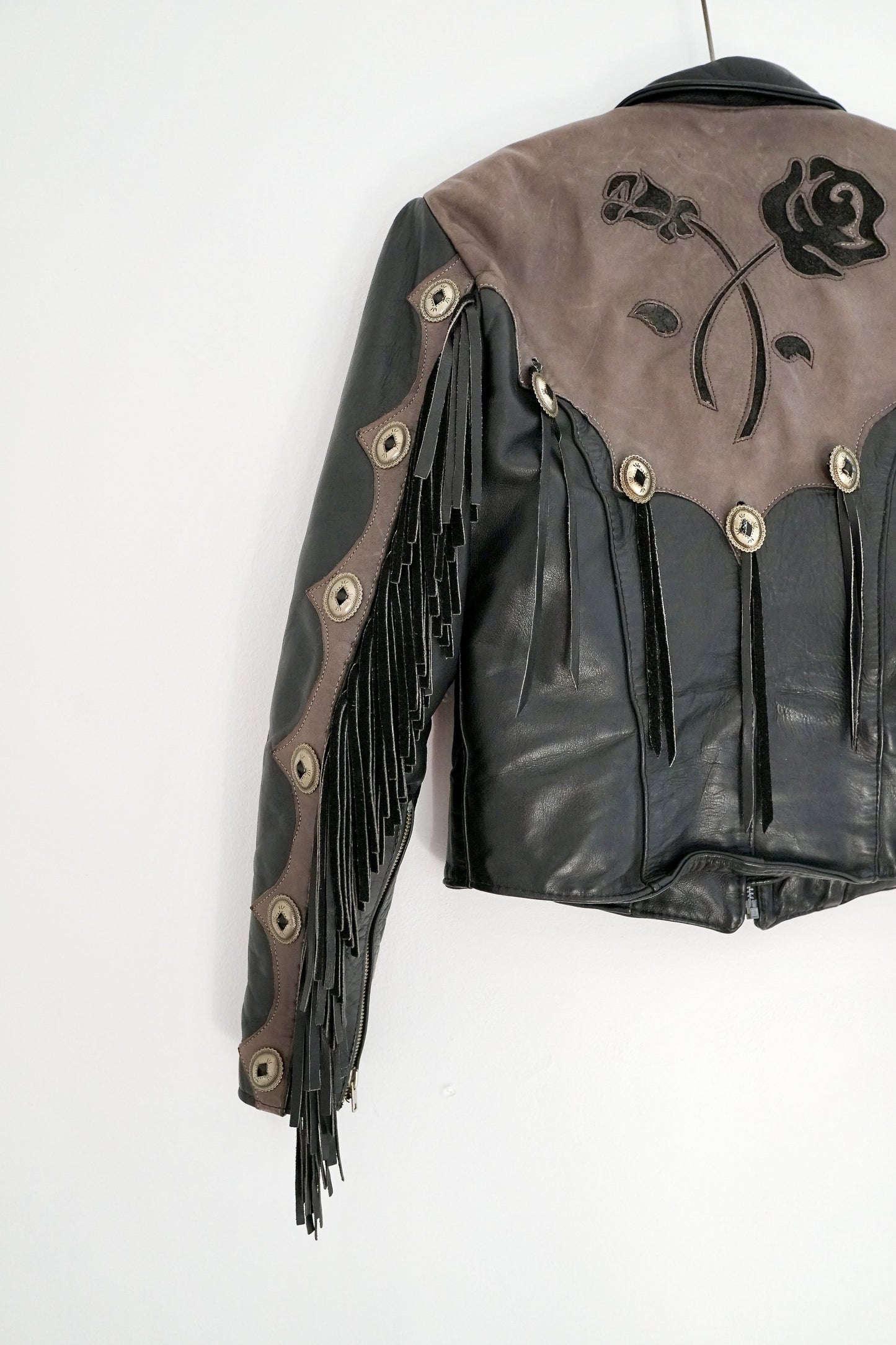 Vintage Leather Fringe Biker Jacket-closiTherapi | vinTage