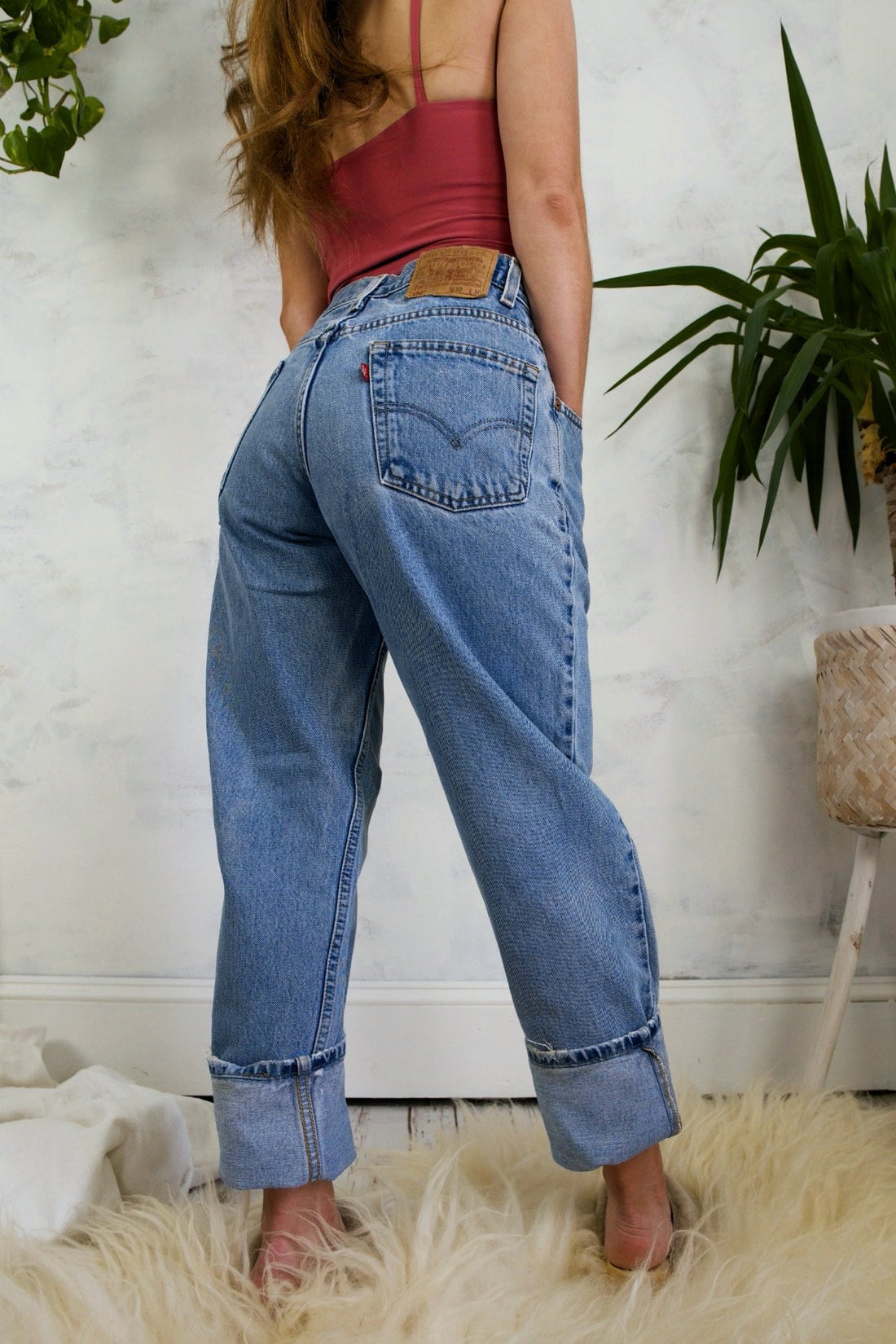 Vintage Levi's 550 Relaxed Fit Jeans - 29" Waist-closiTherapi | vinTage