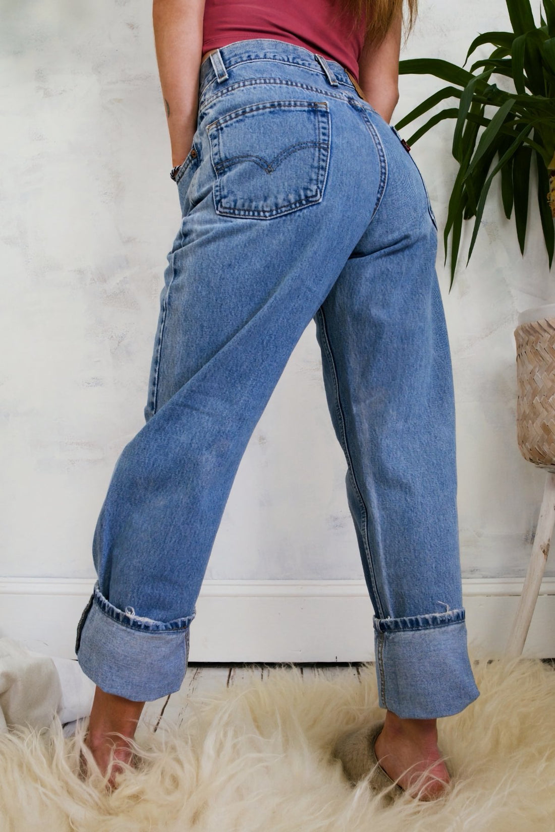 Vintage Levi's 550 Relaxed Fit Jeans - 29" Waist-closiTherapi | vinTage