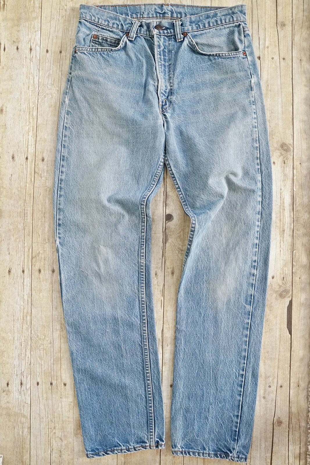 Vintage Levi's Jeans - 32" Waist-closiTherapi | vinTage
