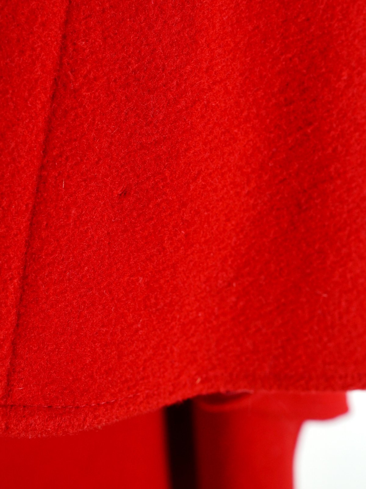 Vintage Lipstick Red Pleated Wool Cape-closiTherapi | vinTage