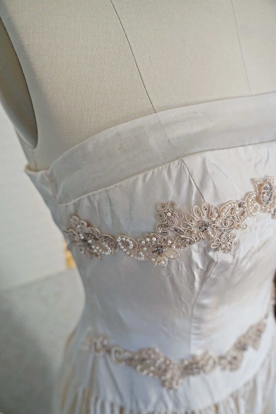 Vintage Lovely Strapless Evening Dress-closiTherapi | vinTage