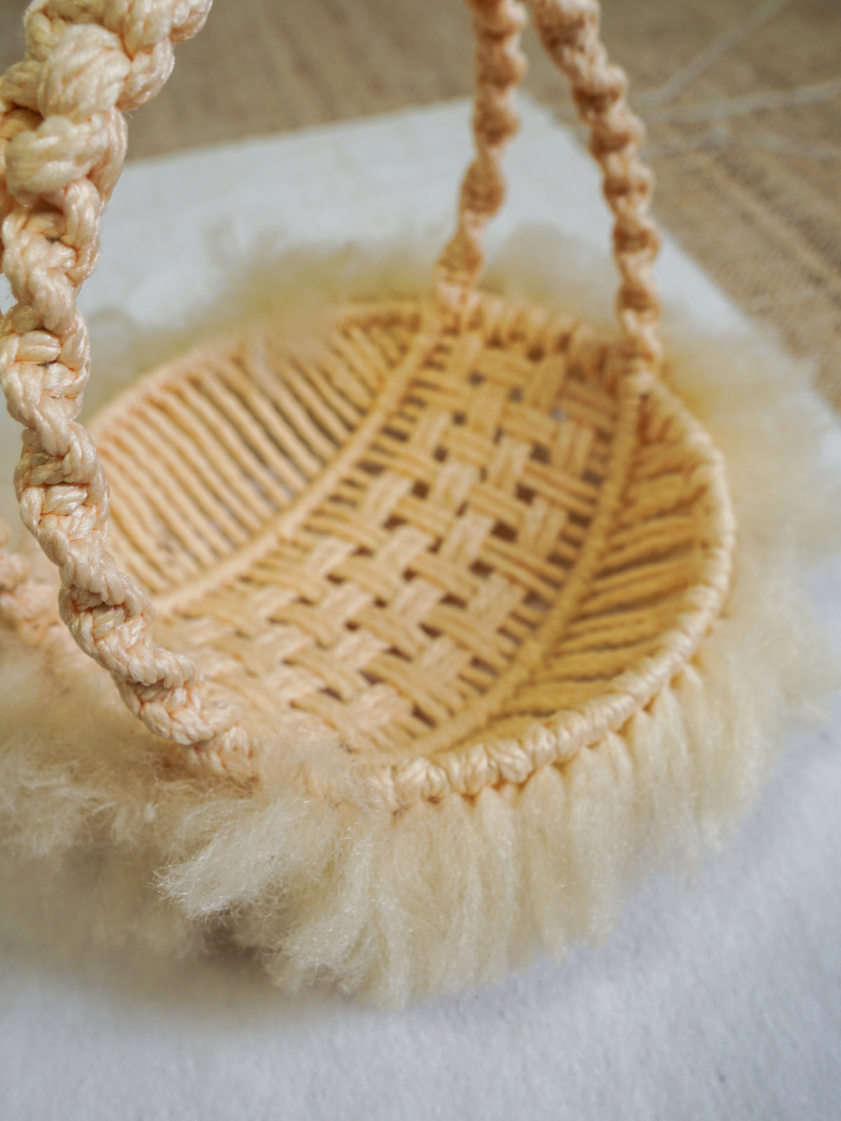 Vintage Macrame Fluffy Yellow Basket-closiTherapi | vinTage