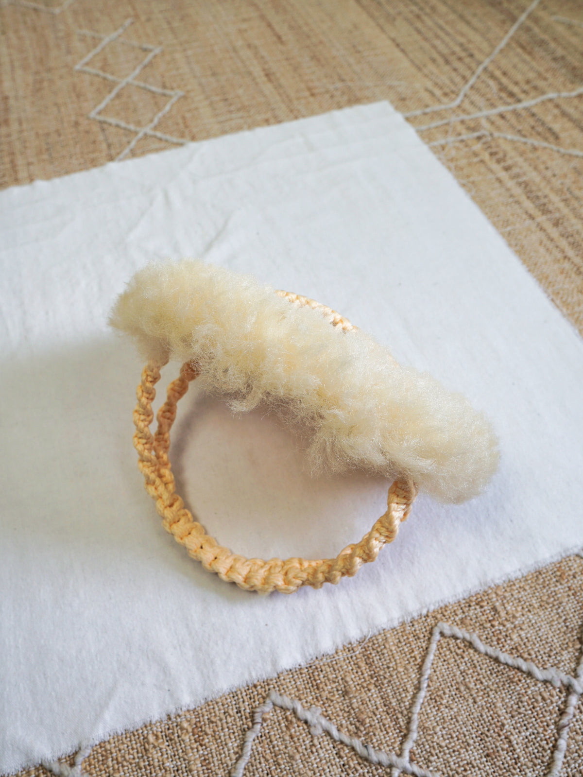 Vintage Macrame Fluffy Yellow Basket-closiTherapi | vinTage