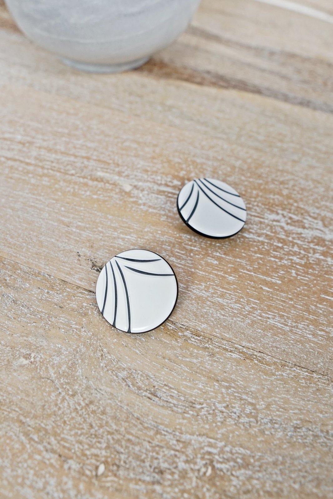Vintage Modernist Circle Earrings-closiTherapi | vinTage