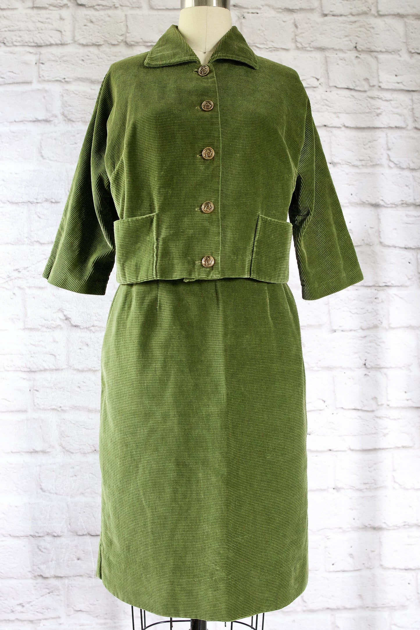Vintage Moss Green Corduroy Set-closiTherapi | vinTage