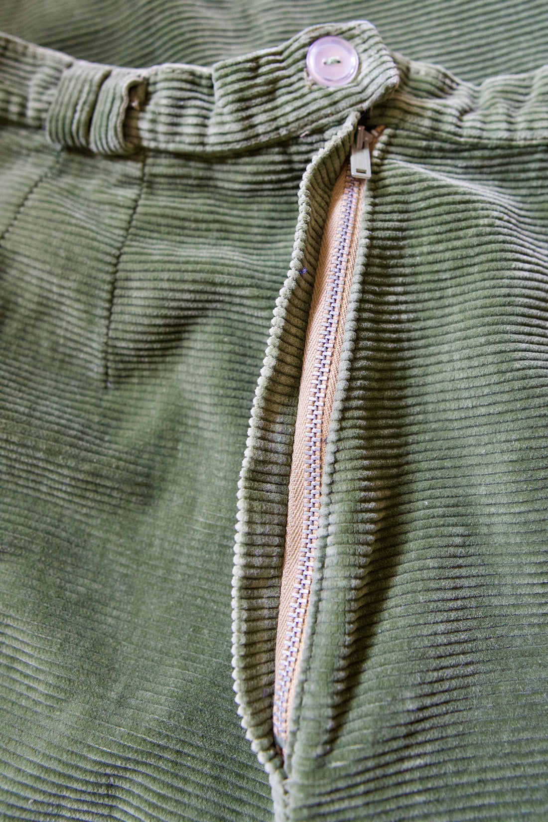 Vintage Moss Green Corduroy Set-closiTherapi | vinTage