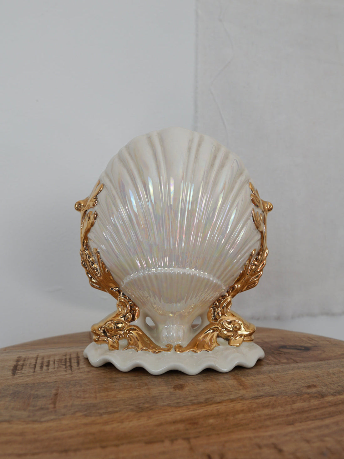 Vintage Opalescent Shell Ceramic Vase-closiTherapi | vinTage