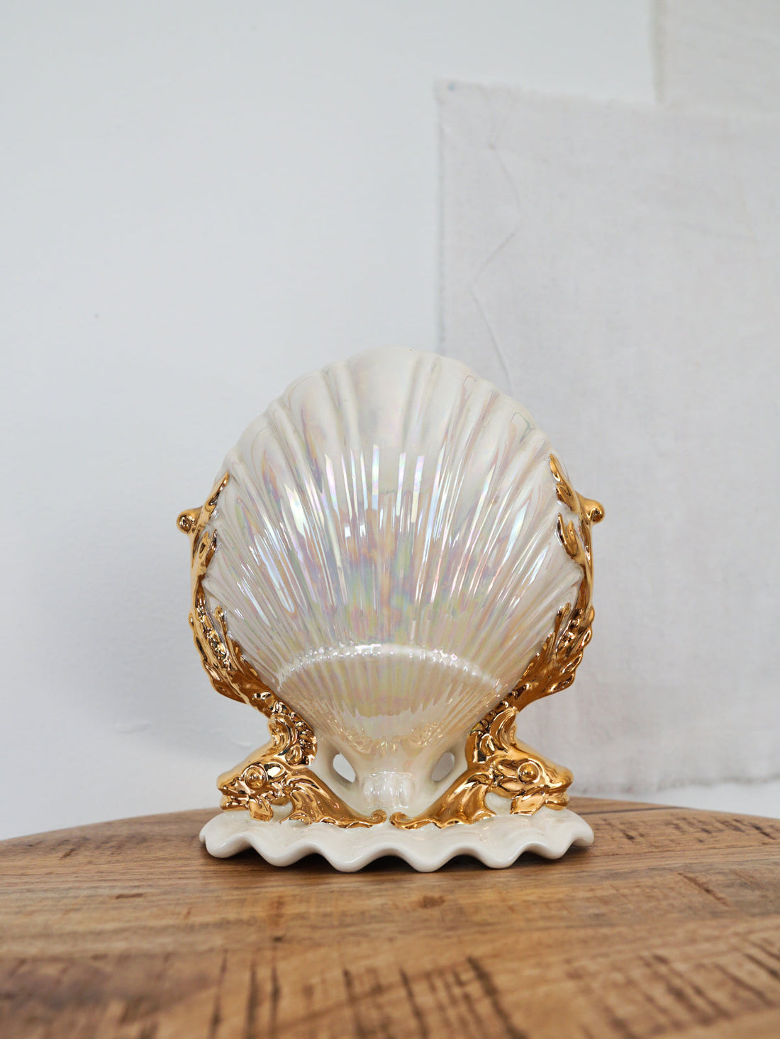 Vintage Opalescent Shell Ceramic Vase-closiTherapi | vinTage