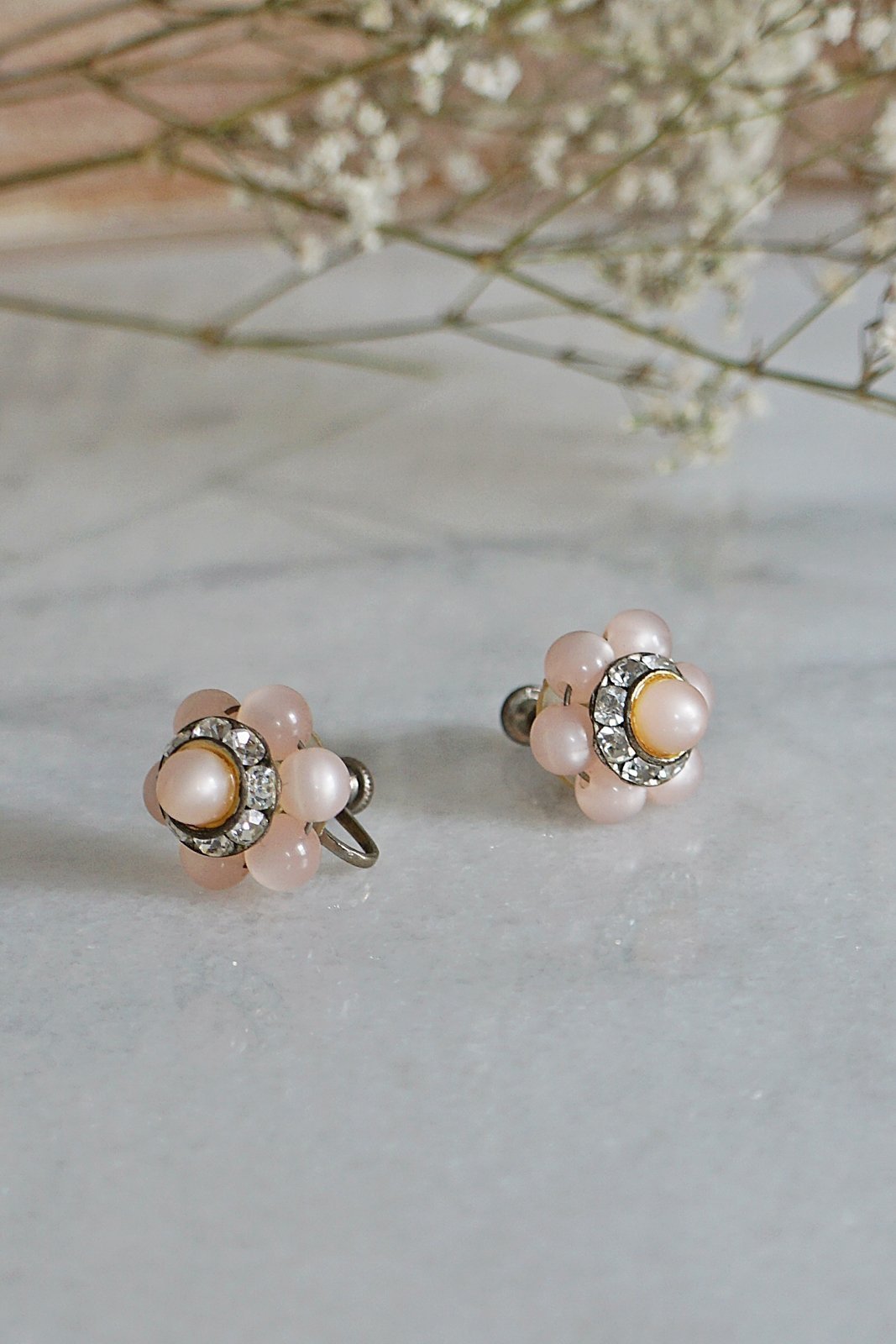 Vintage Pale Pink Petite Floral Earrings-closiTherapi | vinTage
