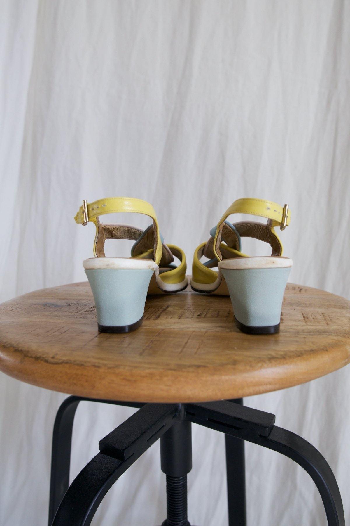 Vintage Pastel Leather Sandals | 7/7.5-closiTherapi | vinTage