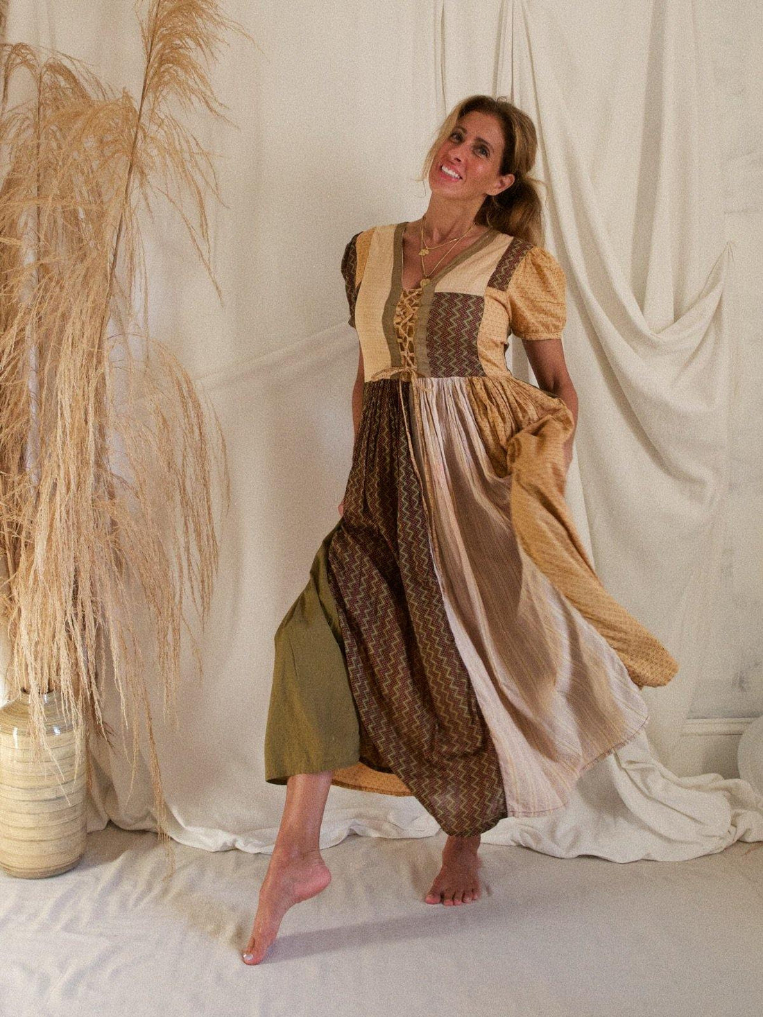 Vintage Patchwork Corset Peasant Dress-closiTherapi | vinTage