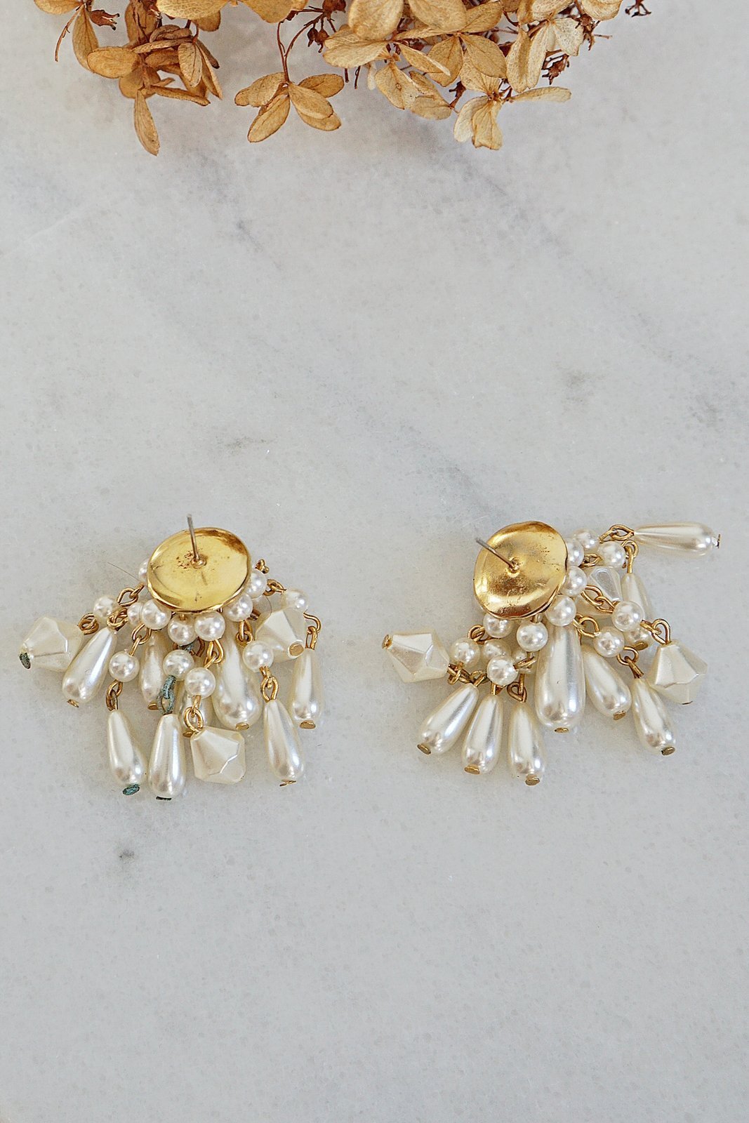 Vintage Pearl Cluster Chandelier Earrings-closiTherapi | vinTage