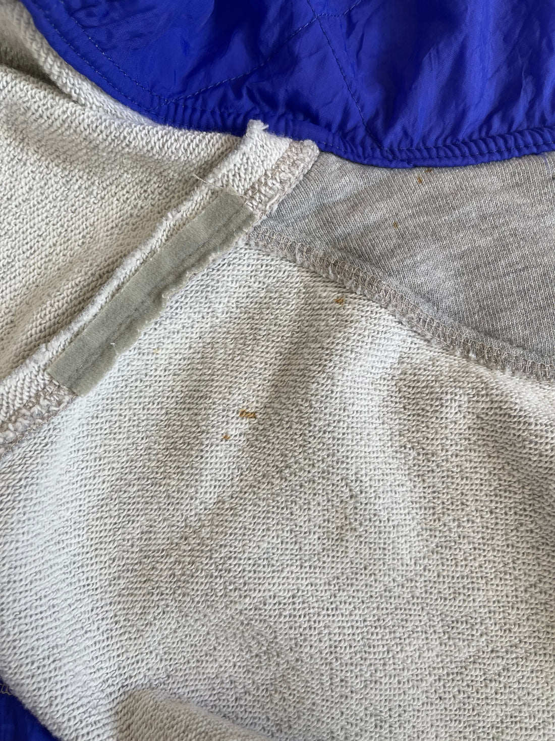 Vintage Periwinkle Contrast Hoodie-closiTherapi | vinTage